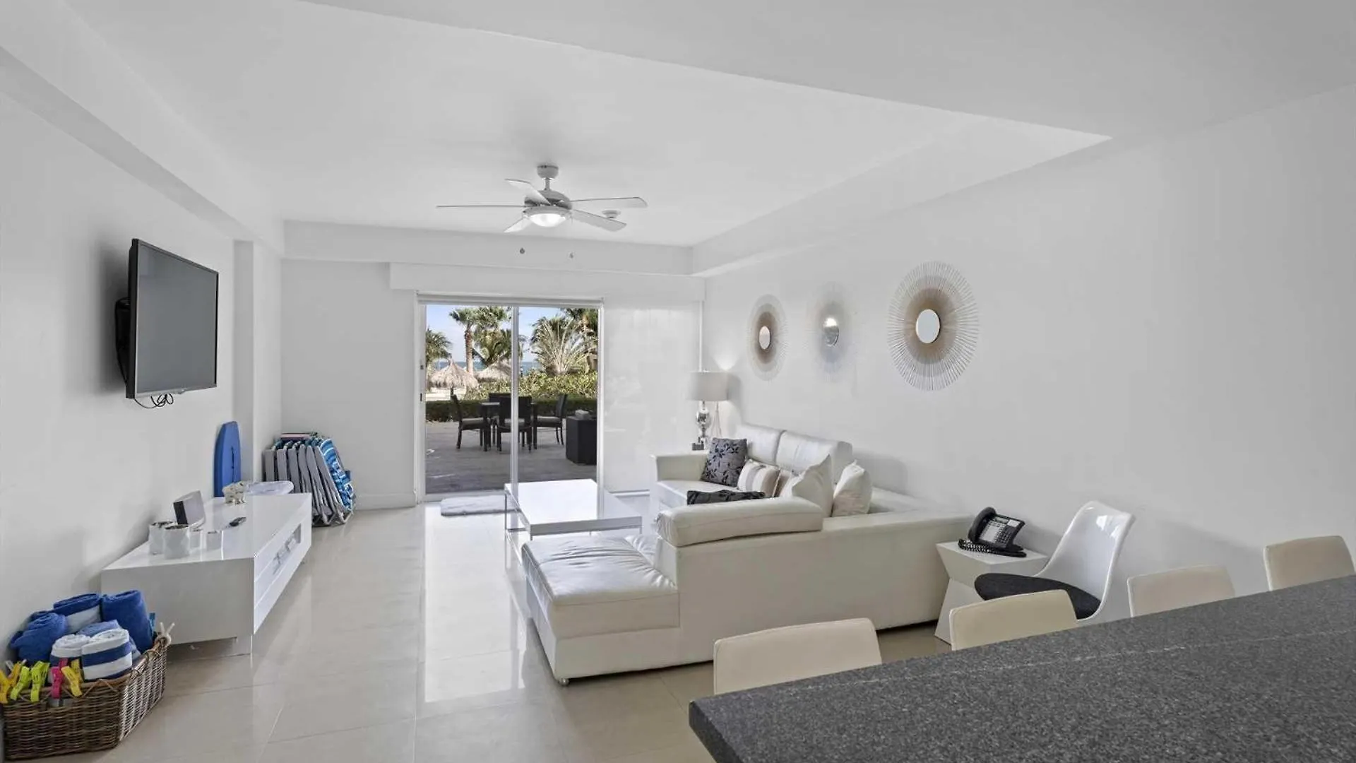 Beachfront - View Garden 2Br Condo - A145 Παλμ Μπιτς Σπίτι διακοπών