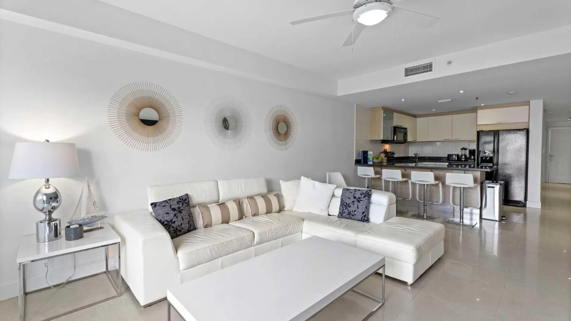 Beachfront - View Garden 2Br Condo - A145 Παλμ Μπιτς Σπίτι διακοπών