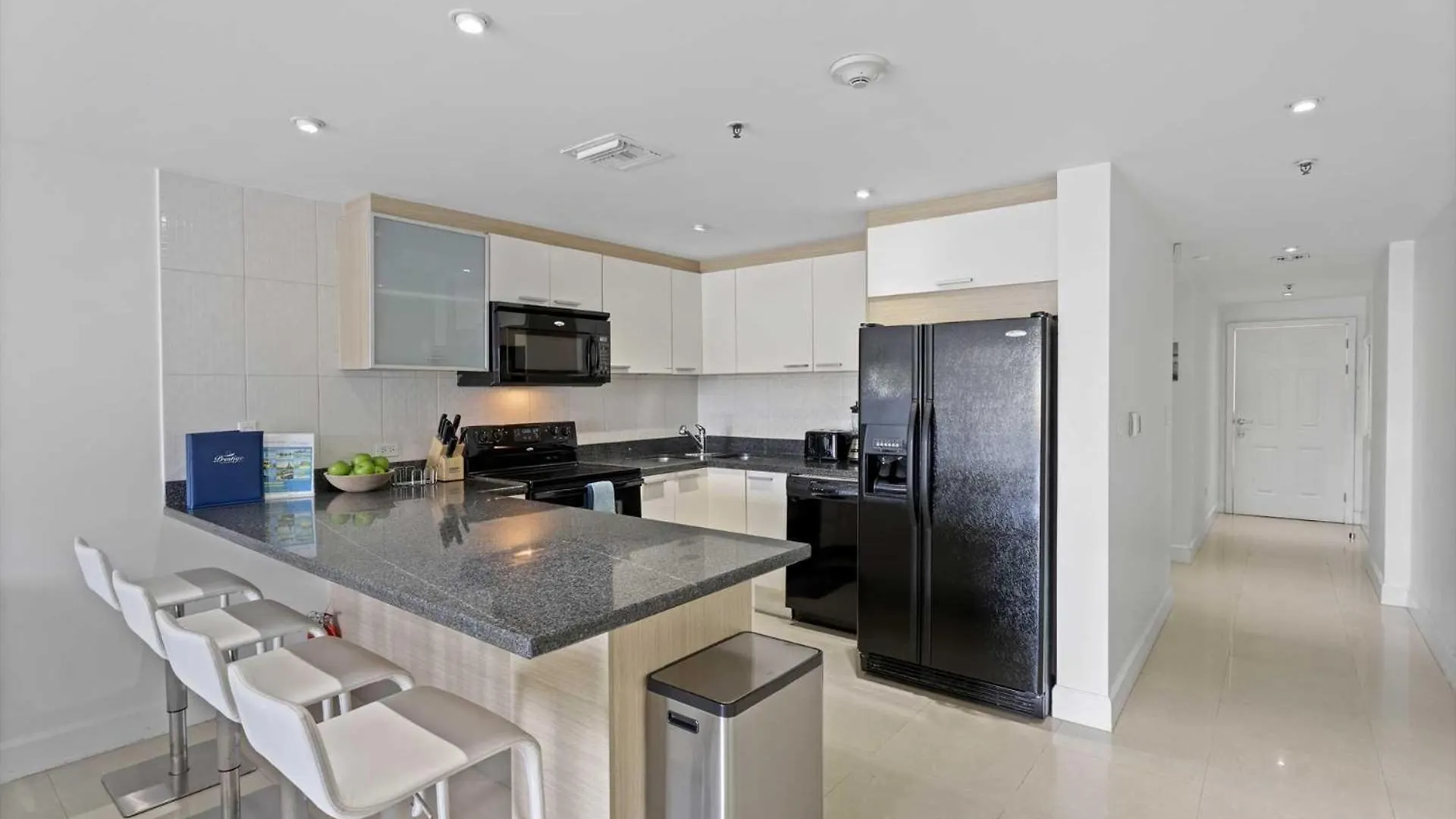 Beachfront - View Garden 2Br Condo - A145 Παλμ Μπιτς 0*,  Αρούμπα